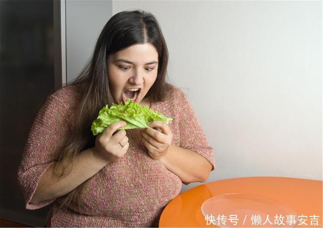  也会影响|失眠是“吃”出来的？再三劝告：四类食物，劝你趁早撤下饭桌