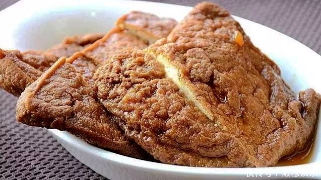 一个人就能吃掉一大盘的家常菜，酱香浓郁、鲜美无比，拌饭吃真香