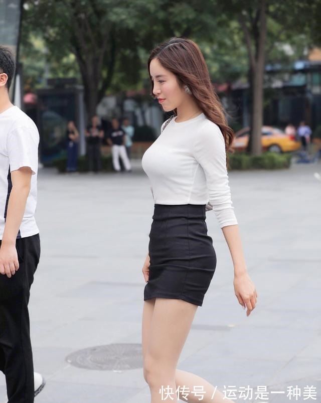 时尚 紧身款包臀裙时尚动人,让造型显得低调耐看,清凉舒适!