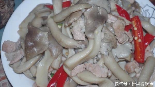 三百花300块钱请我做的生日餐，十三菜一汤，大家看看值不值