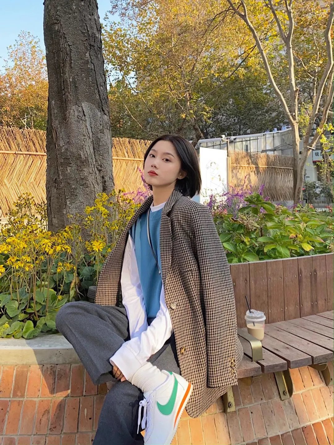 粗腿|今秋流行的几条裤子！小个子穿显高，粗腿穿显瘦