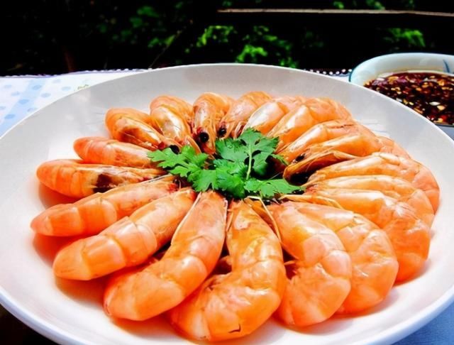  步骤|做白灼虾时，不可直接加水煮，多加1个步骤，虾鲜嫩滑还无腥味