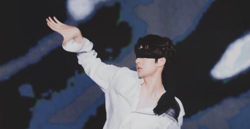 这就是街舞|王一博“类似的经历”破防,虽然入行多年,情绪管理也会失效