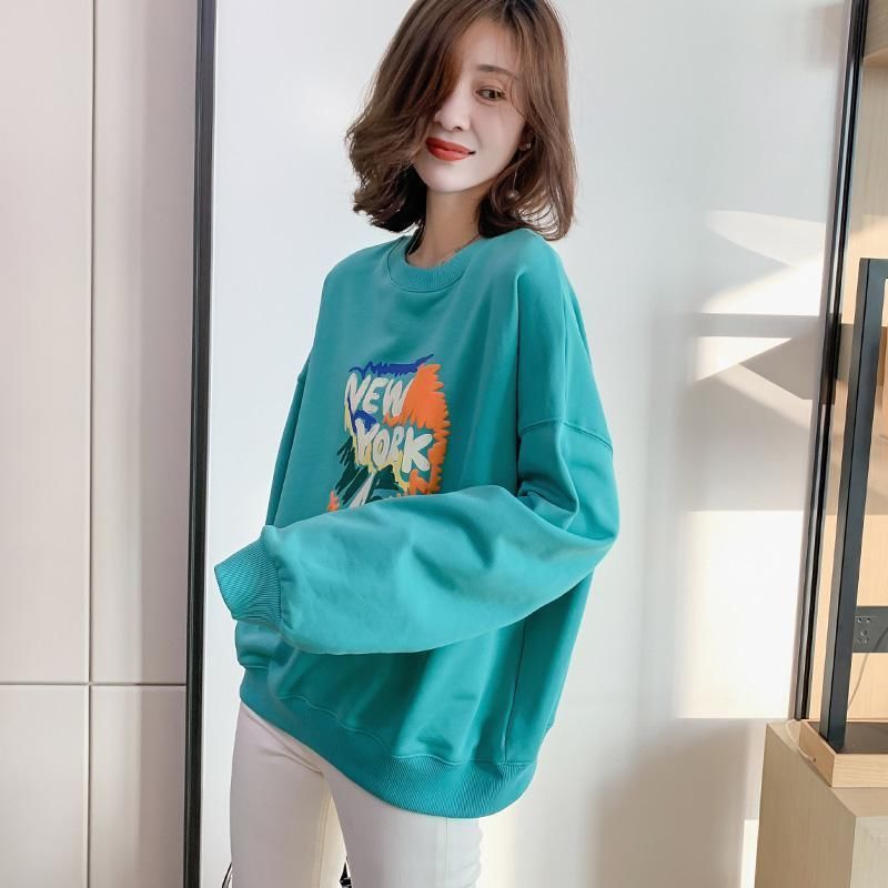 休闲卫衣就是减龄,30+女人穿,也是非常的青春显活力