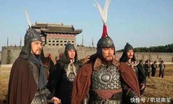 行礼|死囚临死前大喊八个字,刽子手听后立马扔掉屠刀,哭着下跪行礼