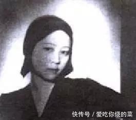 婚纱|初恋早已结婚,让她不要等,她却等了50年,79岁终于披上婚纱!