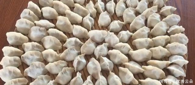 过小年,吃饺子,少吃韭菜芹菜,多吃它,大人老人孩子都能吃