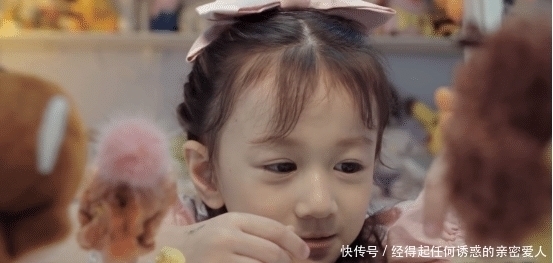 孩子|“最讨厌的人是爸妈”6岁女孩一天十几个兴趣班,依旧输在起跑线