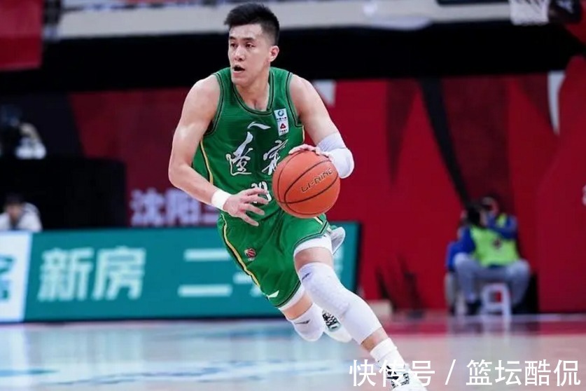 郭艾伦|郭艾伦忍无可忍!发文正式摊牌,球迷:广东男篮出来道歉吧!