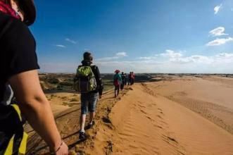 中年|当地人提醒:去到沙漠看到西瓜不能随便摘,以免发生不必要的麻烦