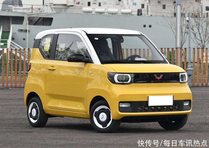 宏光MINIEV马卡龙上市，有安全气囊仅3.76w起，这个价格值得吗？