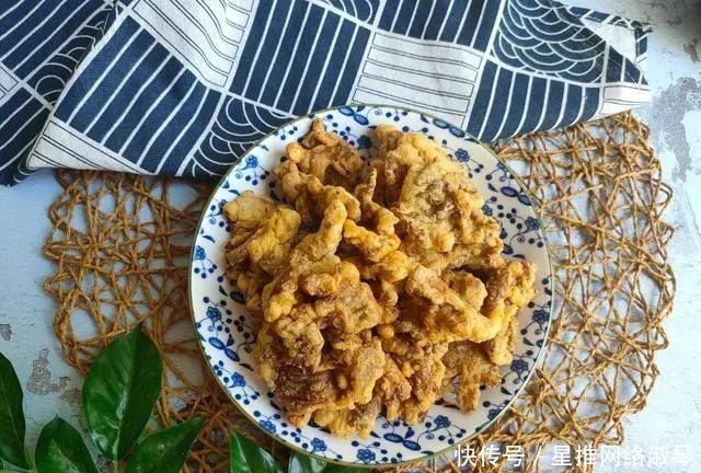 被称为饭店“最脏”的一道菜,酥香干脆,很多人都喜欢吃