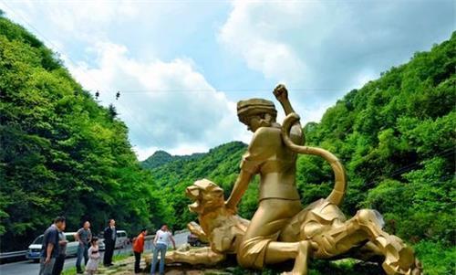 年前|45年前,那位赤手空拳打死2米金钱豹的19岁女孩陈传香,后来怎样