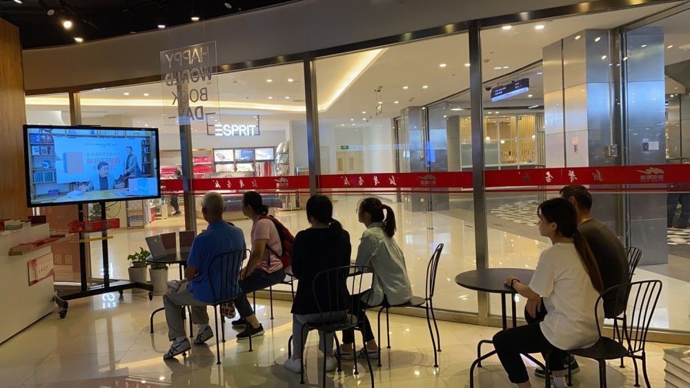 中国|余秋雨:中国文化是奔流不息的大江,不是江边的枯藤老树昏鸦