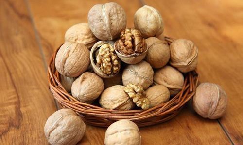 薄皮|提个醒，核桃加一物，胜吃补药无数！不懂吃就亏大了！