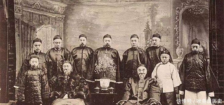 年轻|李鸿章把年轻女儿许配给年老大臣,不料两人子孙却成家喻户晓名人