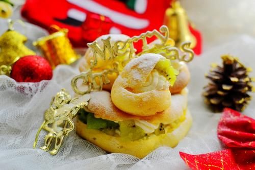  好玩|圣诞快到了，给家人准备了6款好吃又好玩的甜品，真应景