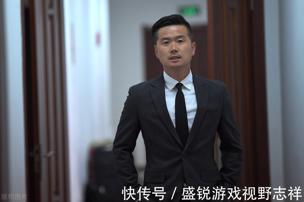 教练组|国足史上最强?李霄鹏国足教练组豪华阵容出炉!郑智领衔6大名宿