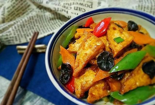 饭店里极“暴利”的8道菜，成本很低，价格却挺贵，你点过几个？