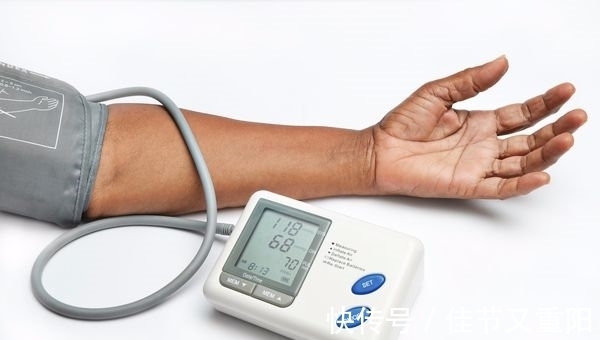 肾脏|每天吃多少盐为宜?专家提醒,最好别超6克,易得高血压