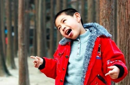 长大|这几类孩子多半是“假聪明”,长大很难有出息,家长要注意!