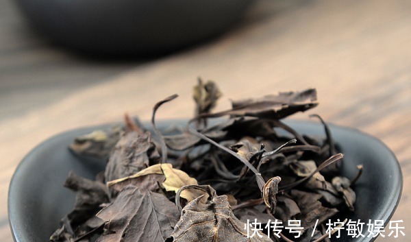 中草药|俗称“鹿蹄草”,野生可遇不可求,男人吃了身体好