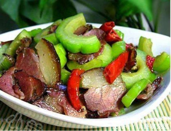  下饭|平平常常的家常菜做法，嫩滑解腻很下饭，不去饭店在家就可以吃到