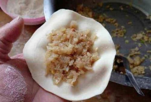 萝卜做饺子馅儿的时候，焯水还是不焯水？