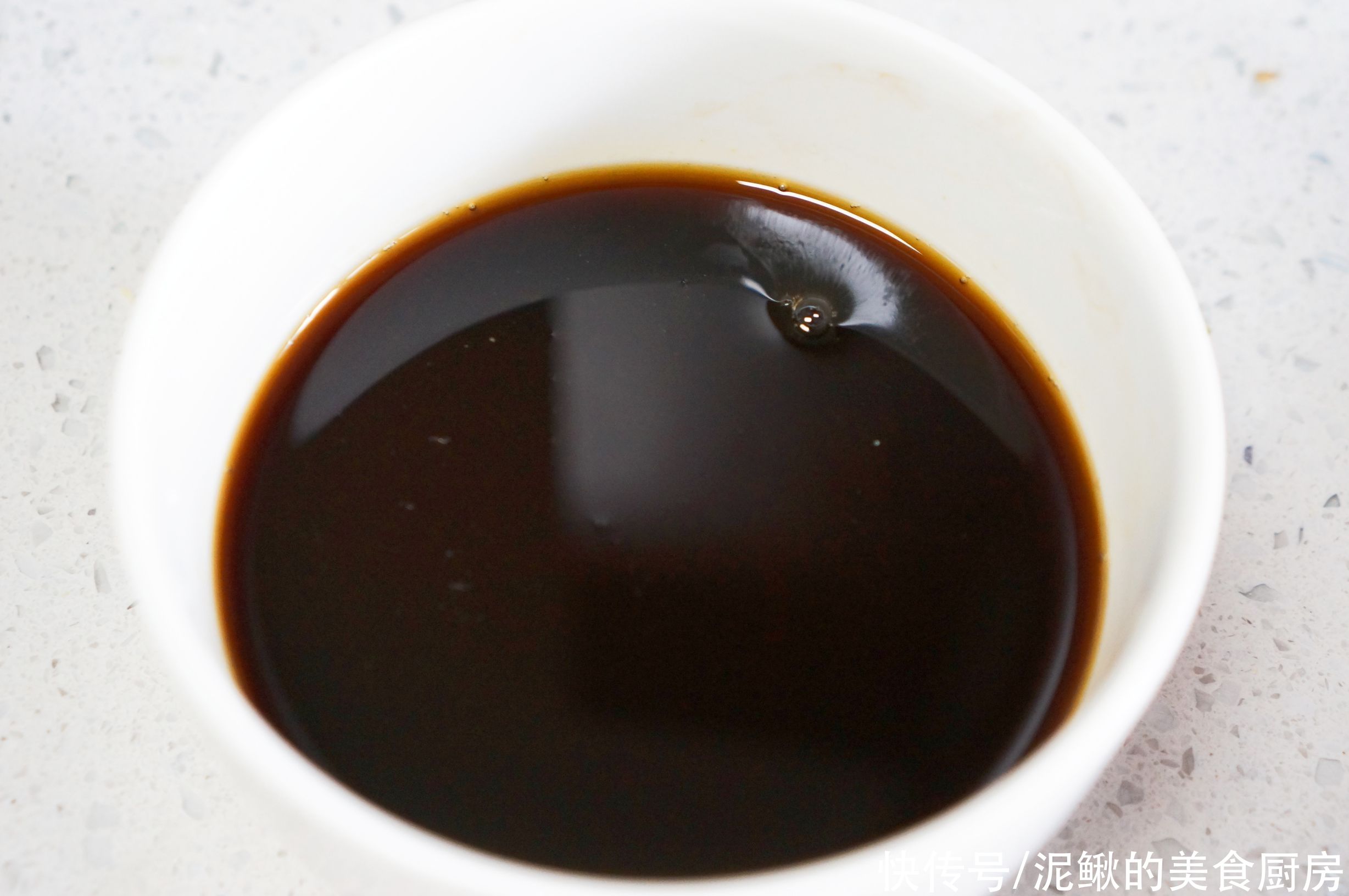 年夜饭少不了下饭菜，做法简单，好吃下饭不油腻，家人客人都喜欢