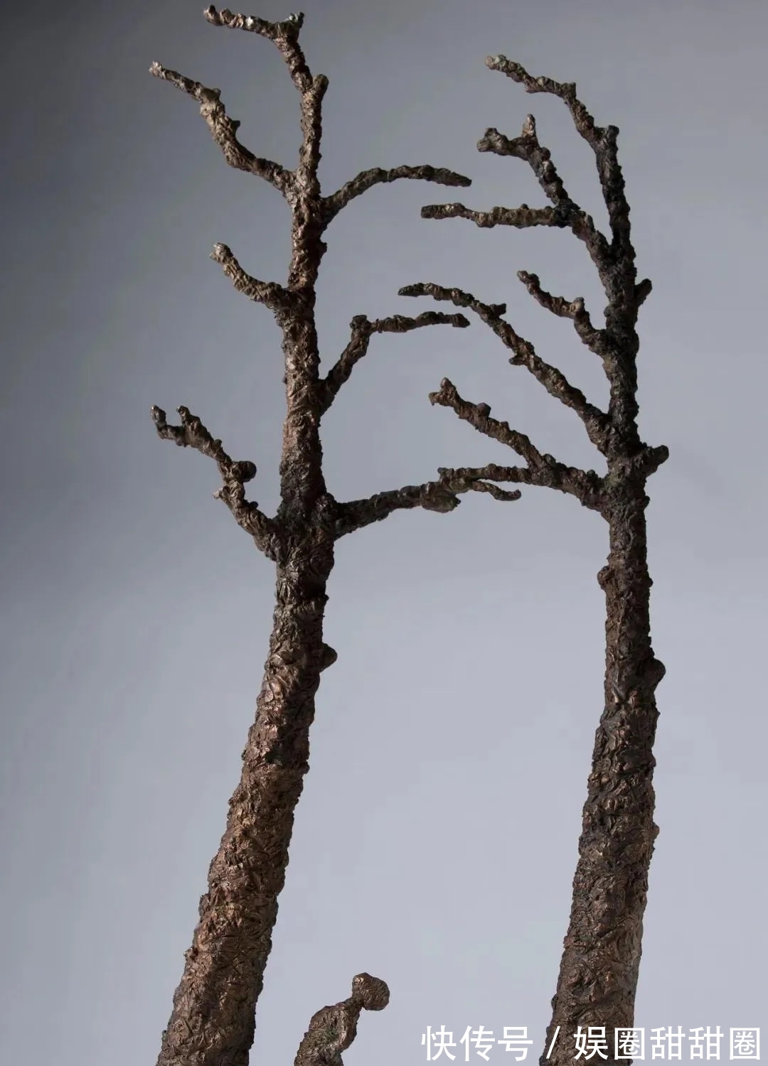 Quinn!Bob Quinn 和他的表现主义雕塑