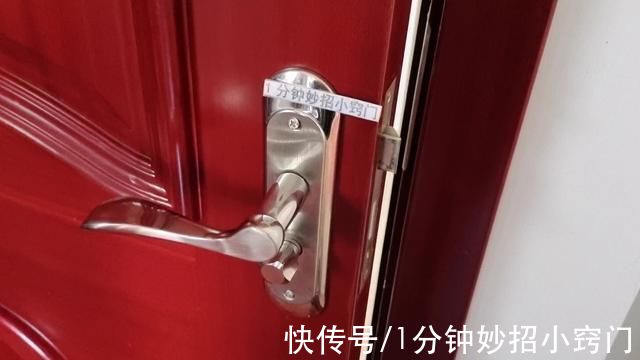 床上用品|卧室床头朝向有讲究!有4个地方不能放，你家放对了吗?