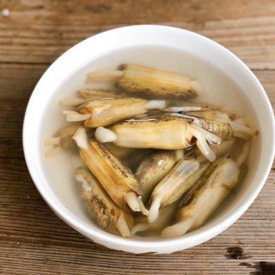 蒜蓉蒸海蛏|人气家常下饭菜蒜蓉蒸海蛏，一秒征服家人的胃