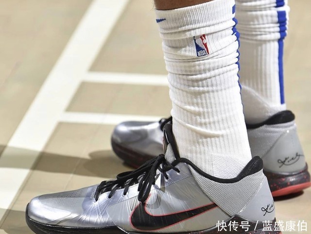 NBA球员上脚杜兰特穿冰淇淋Dunk,哈登5代很骚气!