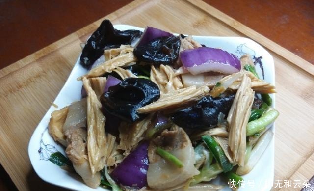  腐竹最好吃的做法，开胃下饭，一大盘子不够吃