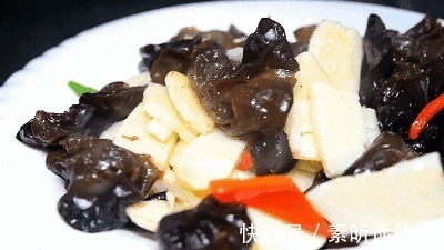 豆类|便秘最怕4种食物!隔三差五吃一次,比香蕉都管用清肠还排毒