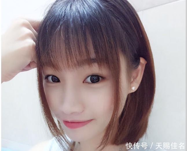 梓字起名:才华横溢、明艳动人的女孩名字