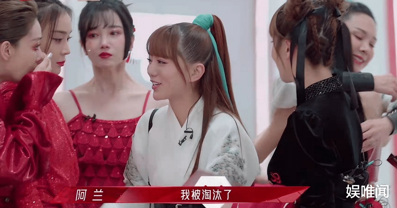 《浪姐2》董洁发文告别，仅有一位姐姐上线互动，存在感低被实锤