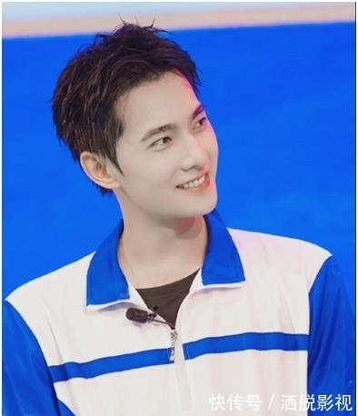 杨洋|杨洋终于开始录综艺了,穿应援色录制综艺节目,与粉丝双向奔赴