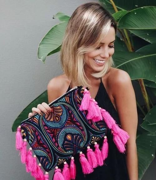 再丑的包包都能用流苏拯救，闲置旧包这样改造，比新买的还美