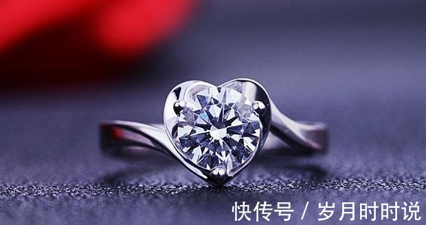 蒂芙尼 50分钻戒价格贵吗普通人能买得起吗佩戴效果怎么样!