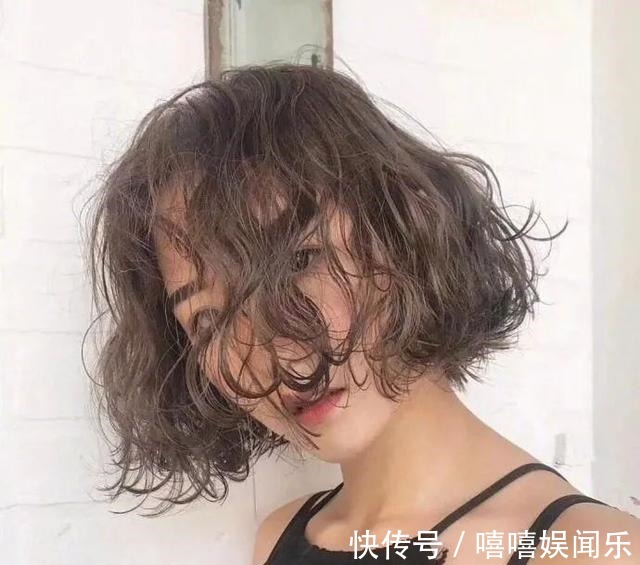 脸小|大脸女生必备的五款发型,好打理又超级显脸小,清新还减龄!