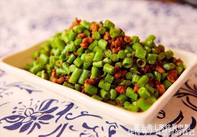美食推荐肉末豆角,黑椒牛柳,农家土鸡,红薯饼的做法