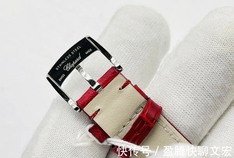 评测&萧邦IMPERIALE系列女士腕表v3间金款详细评测解析!