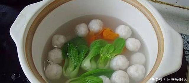 死定了|皇后过生日，朱元璋宴请群臣，看到菜后，刘伯温吃了就死定了！