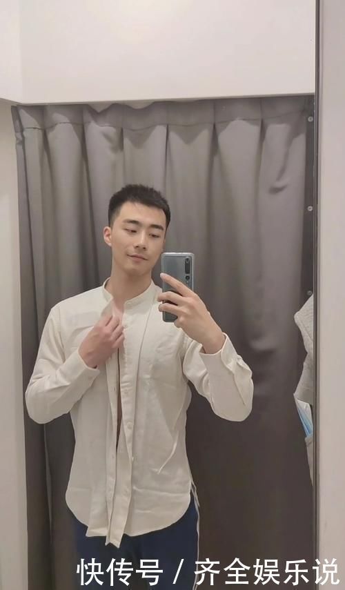 自律|空少小哥健身日常，胸毛腹毛连成线，满身精肌太可了！