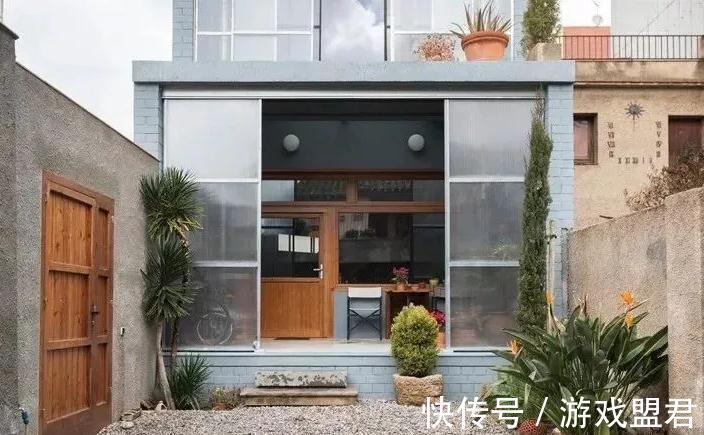 重装|头回见有人这样封阳台,好聪明,真想把家里的阳台拆了重装!