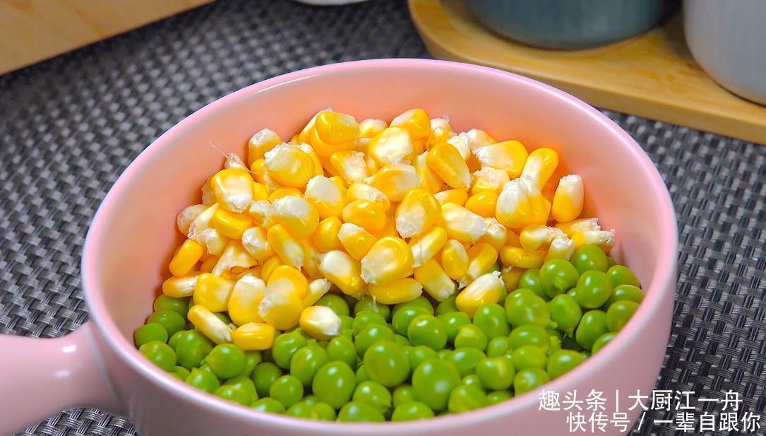 给年夜饭加道菜，“四喜福袋”端上桌，寓意福气满满，无忧无虑