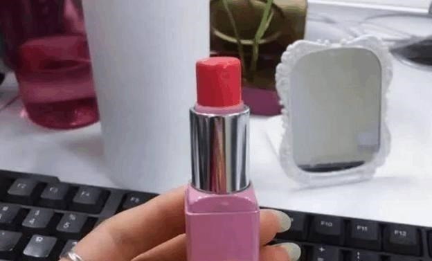 截面 千万不要看女孩子用过的口红,形状各异的杰作,能让你笑一天