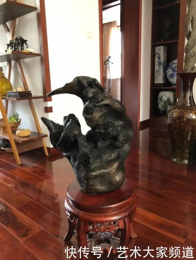 投资|中国当代最具学术价值与收藏投资潜力书画家——?崔仑昆