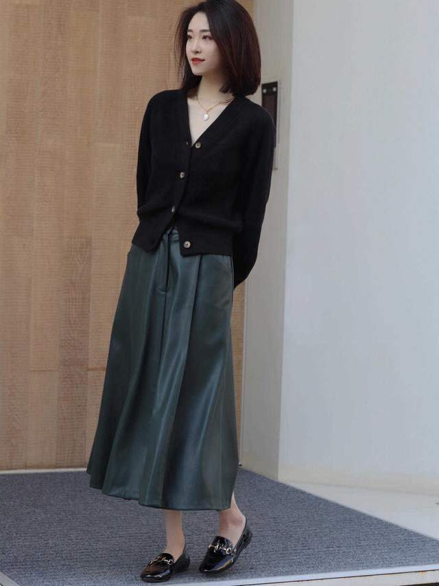 搭配|秋季也是针织衫的标配,原来可以这样配,好看又方便